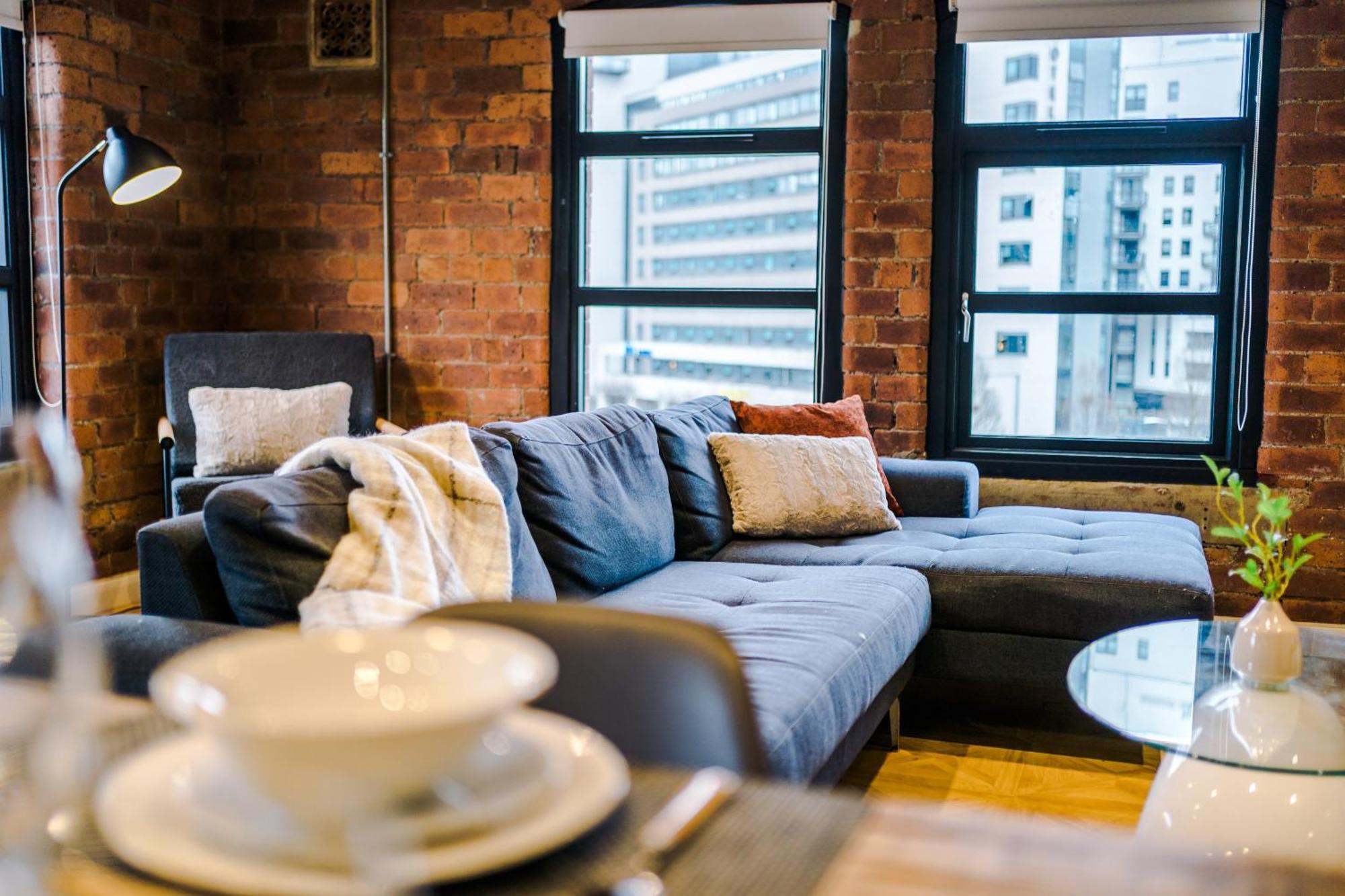 2 King Size Beds In Manhattan Styled Oversize Apartment Лидс Экстерьер фото