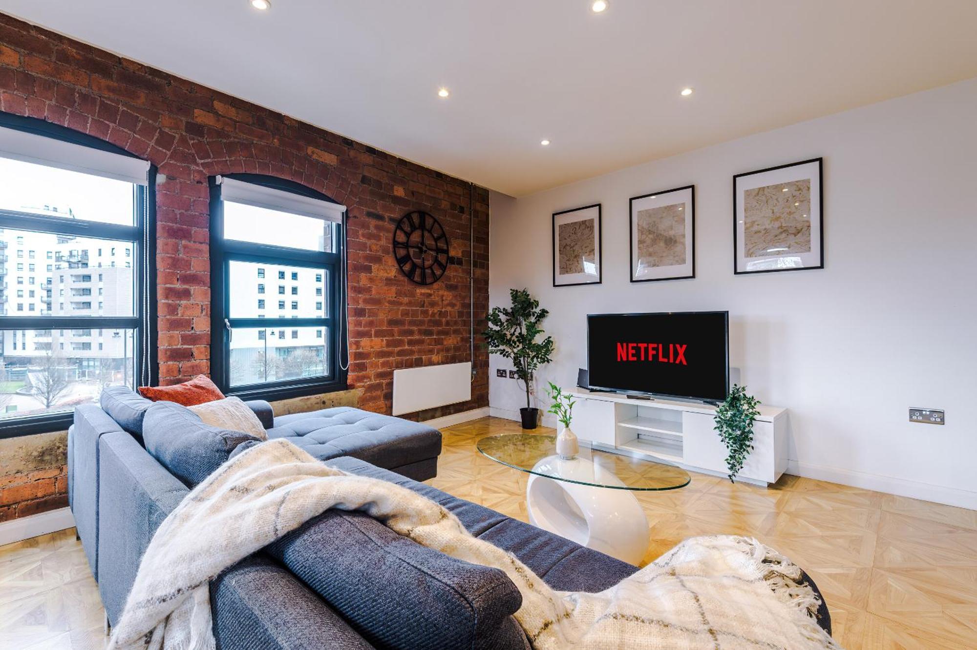2 King Size Beds In Manhattan Styled Oversize Apartment Лидс Экстерьер фото